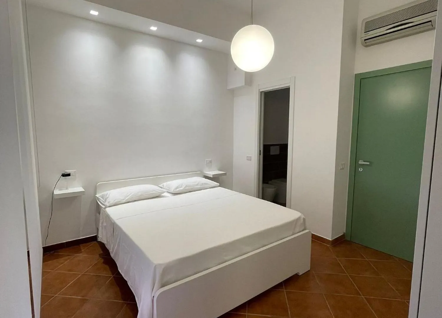 Vittorosa House Panzió Palermo